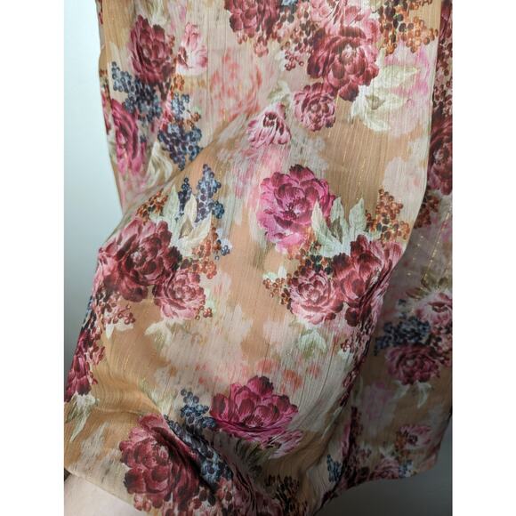 Torrid Floral Crinkle Chiffon Flutter Sleeve Blouse - Picture 3 of 9